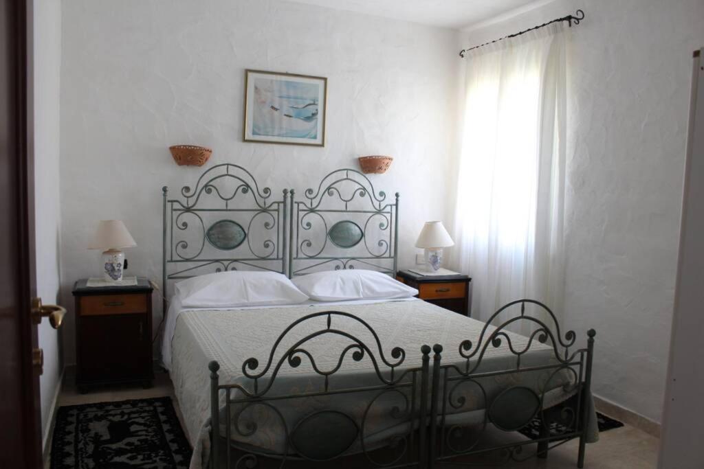 Villa Di Campagna Vicino Al Mare Орозеи Экстерьер фото